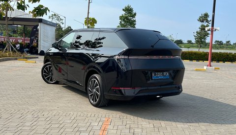 Jajal Singkat Kemewahan Xpeng X9, Bikin Denza D9 Ketar-ketir?, Desain Kontroversial, Interior Ultra-mewah, Bongsor tapi Lincah, Sensor 27 Titik Hingga Parkir Otomatis, Spesifikasi Teknis