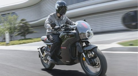 Wuyang Honda E-VO: Desain Klasik Cafe Racer, Teknologi Motor Listrik Futuristik!