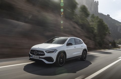 9 Rekomendasi Mobil SUV Mewah Terbaik, Pilihan Sultan Budget 1 M, 1. Hyundai Palisade 2024, 2. BMW 640i Coupé, 3. Mazda CX-60 AWD Elite, 4. Mercedes-Benz GLB 200 AMG Line, 5. GWM Tank 500 HEV, 6. BMW X1 sDrive18i xLine, 7. Lexus UX 300e, 8. Range Rover Evoque, 9. Mercedes-Benz GLA