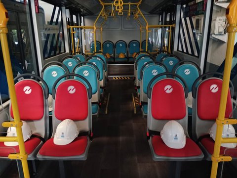 Mengenal Nucleus 6, Bus Listrik Karya Anak Bangsa yang Siap Bersaing Global, Desain Ramping, Modern, dan Adaptif untuk Kota Masa Kini, Teknologi Kelistrikan Terbaru dengan Magic Battery, Akses Ramah Disabilitas dan Fitur Penumpang Lengkap, Tingkat TKDN Tinggi dan Kurangi Impor Komponen, Bangun Ekosistem dengan R&amp;D Center dan Kolaborasi Strategis, Q&amp;A Populer Tentang Nucleus 6