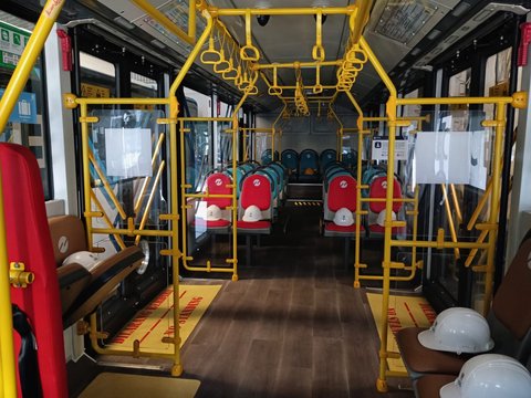 Mengenal Nucleus 6, Bus Listrik Karya Anak Bangsa yang Siap Bersaing Global, Desain Ramping, Modern, dan Adaptif untuk Kota Masa Kini, Teknologi Kelistrikan Terbaru dengan Magic Battery, Akses Ramah Disabilitas dan Fitur Penumpang Lengkap, Tingkat TKDN Tinggi dan Kurangi Impor Komponen, Bangun Ekosistem dengan R&amp;D Center dan Kolaborasi Strategis, Q&amp;A Populer Tentang Nucleus 6