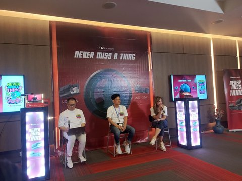 Dashcam Nakamichi ND54 Hadir di Indonesia, Tawarkan Kualitas 4K dengan Fitur AI Pintar, Peluncuran Dashcam ND54 dan ND52: Langkah Baru Nakamichi di Indonesia, Fitur Unggulan yang Jadi Pembeda di Pasar Dashcam Premium, Strategi Distribusi dan Pemasaran: Kolaborasi Online dan Offline, Kompatibilitas dan Keamanan Data di Era Kendaraan Listrik, Sudut Pandang Lebih Sempit, Tapi Lebih Tajam