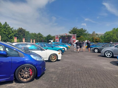 Bandung JDM Fest 2025 Diwarnai Kejutan Baru, Siapa Sangka Ajang Modifikasi Bisa Sekeren Ini, Festival Mobil Jepang dengan Skala Nasional, Lebih dari Otomotif: Hiburan, Kuliner, dan Budaya Jepang, Ekosistem UMKM Lokal yang Terangkat, Kolaborasi Sponsor yang Solid dan Strategis, Arah ke Depan: Agenda Tahunan dan Ajang Nasional