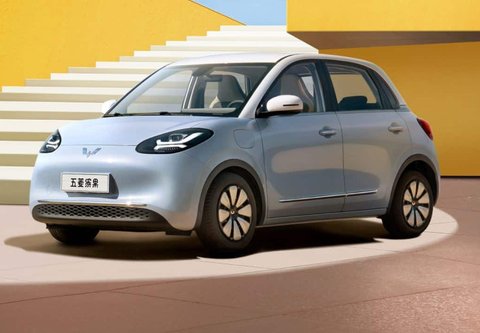 Update Harga Mobil Listrik Wuling Terbaru Juli 2025, Air EV Mulai 184 Juta!, Harga Wuling Air EV Juli 2025, Harga Wuling Cloud EV Juli 2025, Harga Wuling Binguo EV Juli 2025, Catatan Penting Sebelum Membeli