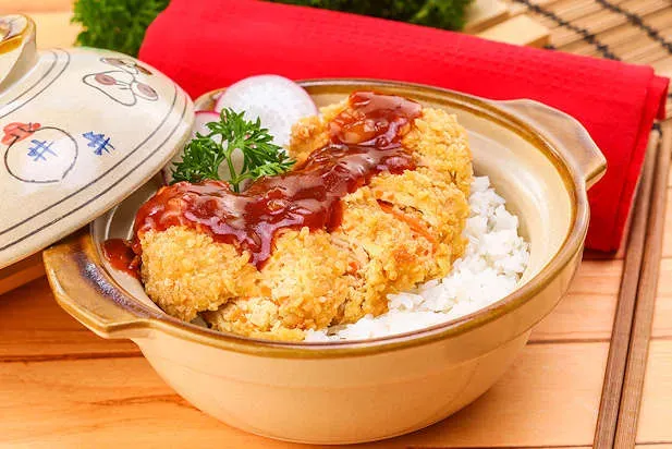 Salad Buah, Sup Ayam Jagung, Overnight Oat, Mac n Cheese, Caramel Bread Popcorn, Crispy Enoki, Mushroom Garlic Rice, Mie Nyemek, Tempe Katsu, Pisang Keju Coklat, Cah Tauge Telur, Telur Dadar Gulung Sosis, Kentang Daging Cincang, Tumis Sawi Hijau dengan Tahu, Telur Berenda, Roti Goreng Mozzarella, Kos dengan Dapur Pribadi yang Lengkap dan Estetik
