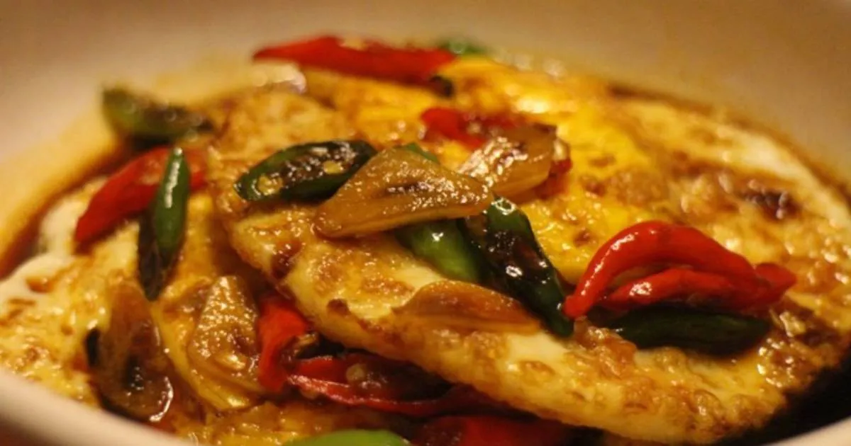 Telur Dadar Crispy, Telur Ceplok Kecap, Telur Dadar Kol ala Korea, Omelet Jamur Shitake, Telur Dadar Tomat, Telur Geprek Sambal Bawang, Telur Dadar ala Padang, Telur Pindang, Scrambled Egg, Deviled Egg, Kost dengan Dapur Pribadi di Jakarta Selatan