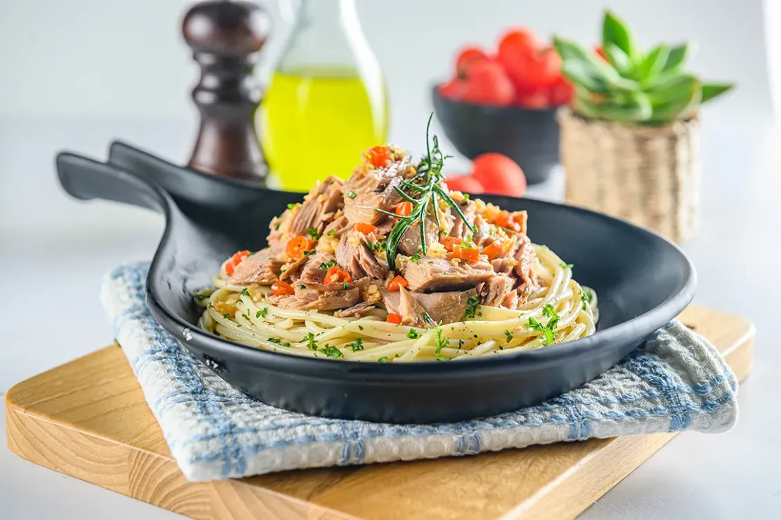 Spaghetti Bolognese, Napolitan Spaghetti, Spaghetti Brulee, Chicken Spaghetti, Spaghetti Udang, Creamy Mushroom Spaghetti, Spaghetti Carbonara, Tuna Aglio Olio, Spaghetti Tom Yum, Spaghetti Alfredo, Kost Lengkap dengan Dapur Pribadi