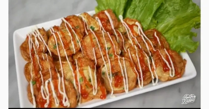 1. Stik Bawang, 2. Jamur Goreng Crispy, 3. Telur Congkel, 4. Choco Truffle, 5. Popcorn Asin, 6. Roti Gulung Sosis Keju, 7. Pisang Coklat, 8. Makaroni Keju, 9. Rujak BonCabe