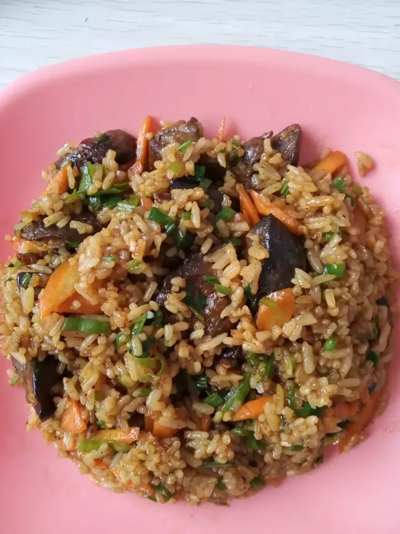 1.Nasi Goreng Kunyit Terasi, 2. Nasi Goreng Mawut, 3. Nasi Goreng Telur, 4. Nasi Goreng Sosis, 5. Nasi Goreng Udang, 6. Nasi Goreng Putih, 7. Nasi Goreng Rumahan, 8. Nasi Goreng Ati Ampela