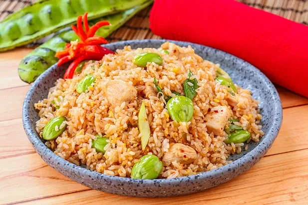 Sunny Side Up, Ati Ampela, Petai, Kimchi, Bakso atau Sosis, Saikoro Beef, Ayam, Ikan Teri, Bebek, Cove Anha Pavilion, Rekomendasi Kos untuk Kamu yang Suka Masak!