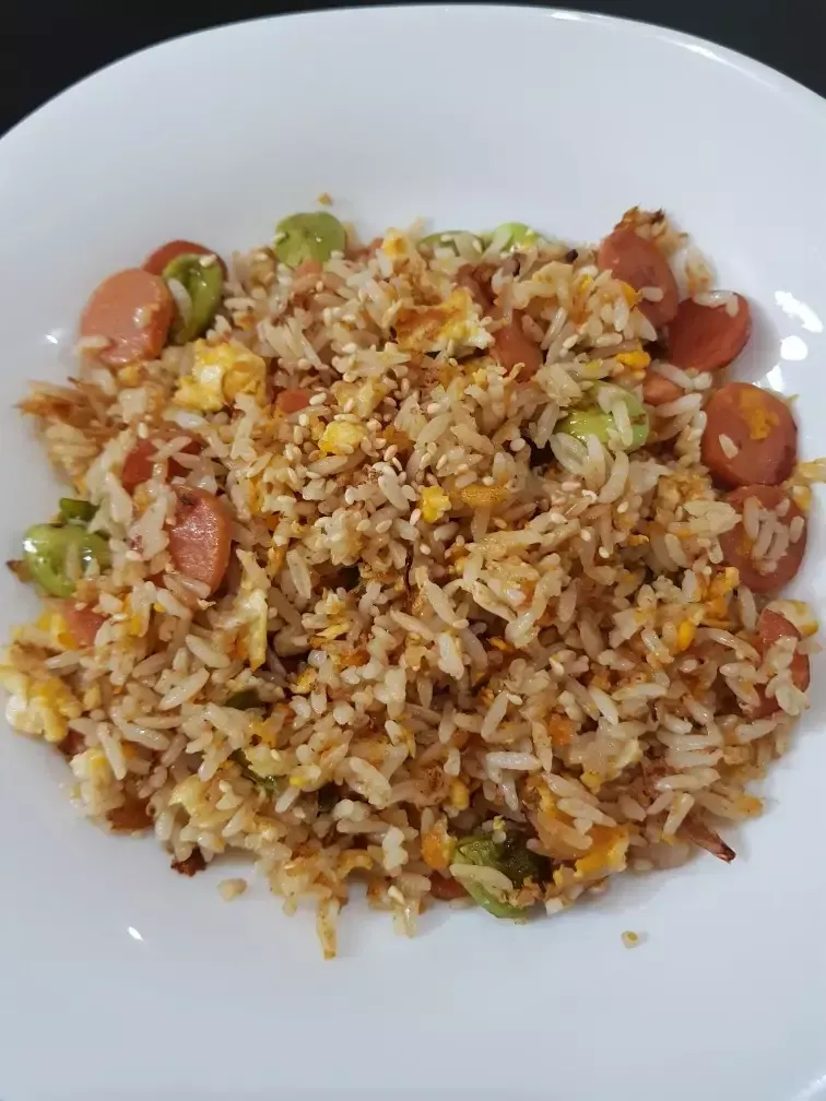 1.Nasi Goreng Kunyit Terasi, 2. Nasi Goreng Mawut, 3. Nasi Goreng Telur, 4. Nasi Goreng Sosis, 5. Nasi Goreng Udang, 6. Nasi Goreng Putih, 7. Nasi Goreng Rumahan, 8. Nasi Goreng Ati Ampela