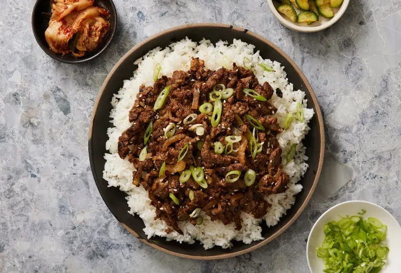 Jjajangmyeon, Maeun Dakbal, Bibimbap, Kimchi Jjigae, Dakgalbi
