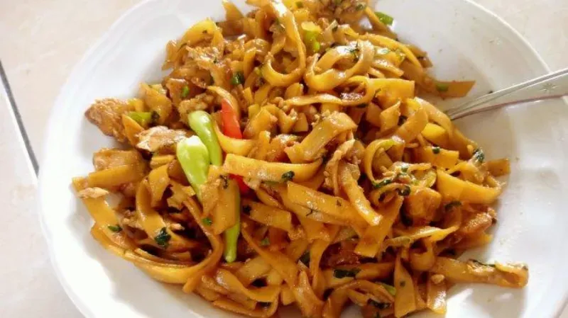1. Tumis Brokoli Sosis, 2. Telur Ceplok Saus Tiram, 3. Tumis Pakcoy Bawang Putih, 4. Soun Goreng Cabai Hijau, 5. Mie Nyemek Original, 6. Nasi Goreng Mentega, 7.  Tempe Orek Basah, 8. Kwetiau Goreng Telur, 9. Udang Asam Manis, 10. Tahu Kecap