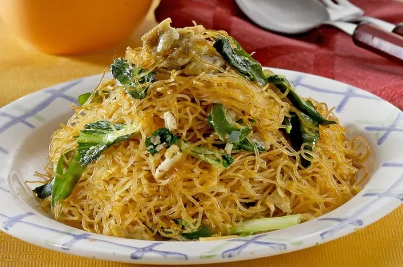 1. Tumis Brokoli Sosis, 2. Telur Ceplok Saus Tiram, 3. Tumis Pakcoy Bawang Putih, 4. Soun Goreng Cabai Hijau, 5. Mie Nyemek Original, 6. Nasi Goreng Mentega, 7.  Tempe Orek Basah, 8. Kwetiau Goreng Telur, 9. Udang Asam Manis, 10. Tahu Kecap