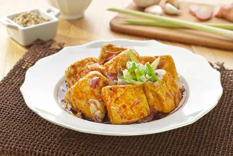 1. Tumis Brokoli Sosis, 2. Telur Ceplok Saus Tiram, 3. Tumis Pakcoy Bawang Putih, 4. Soun Goreng Cabai Hijau, 5. Mie Nyemek Original, 6. Nasi Goreng Mentega, 7.  Tempe Orek Basah, 8. Kwetiau Goreng Telur, 9. Udang Asam Manis, 10. Tahu Kecap