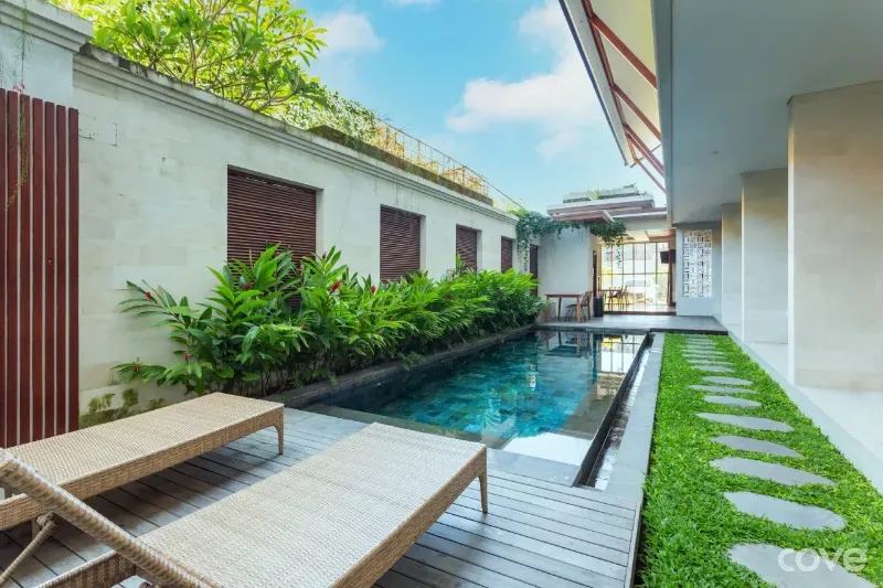 7 Pilihan Tempat Staycation Bali, Estetis dan Strategis!, 1. The Isvara by Cove, 2. Cove Tevana, 3. Cove Matahari, 4. Cove Kanaya, 5. Cove Griya Elite 1, 6. Cove Renata