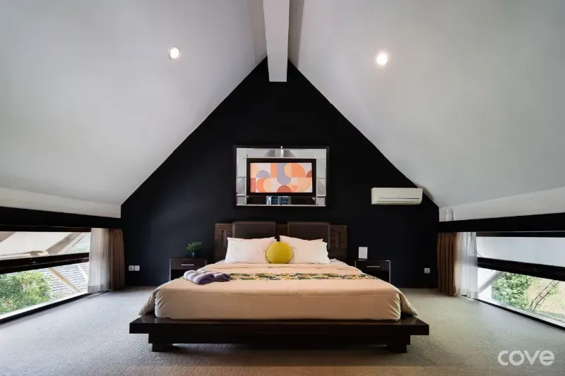 1. Kombinasi Tekstur Japandi, 2. Minimalis dengan Set Furnitur Kayu, 3. Desain Biophilic yang Dekat dengan Alam, 4. Semi Industrial yang Minimalis, 5. Penggunaan Lengkungan ala Renaisans, 6. Mural Berkonsep Tropical, 7. Tren Warna Viva Magenta, 8. Permainan Palet Earthy Tone, 9. Kamar Loteng Unsur Monokromatik, 10. Floral yang Feminin Masih Digemari