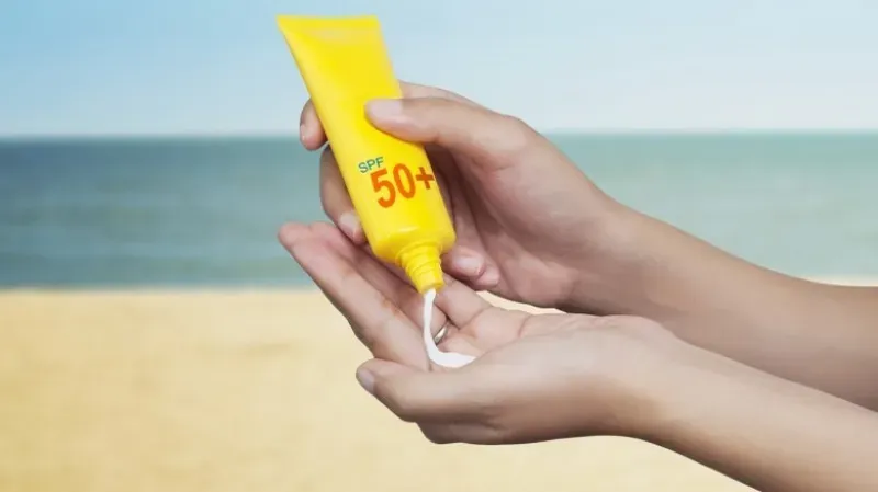 1. Kandungan, Kandungan Sunscreen, Kandungan Sunblock, 2. Fungsi, 3. Cara Pemakaian