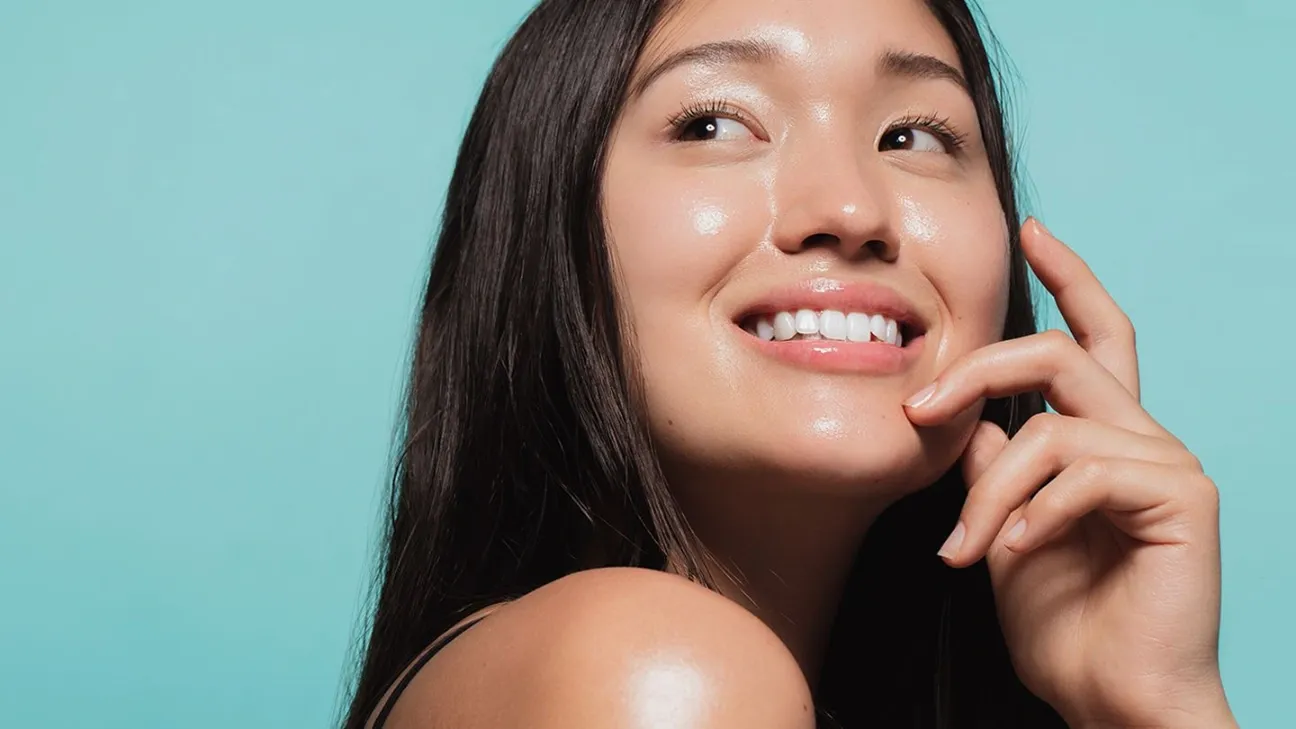 Pilih Jenis Sunscreen yang Kamu Suka, Gunakan Minimal SPF 30, Reapply Setiap 2-3 Jam Sekali, Hindari SPF di atas 50, Gunakan Sunscreen Setelah Pelembap, Gunakan Sunscreen dalam Takaran yang Cukup, Melindungi dari Radiasi UVA dan UVB, Mencegah Sunburn, Mengurangi Risiko Kanker Kulit, Mencegah Penuaan Dini, Menjaga Kulit Tetap Sehat