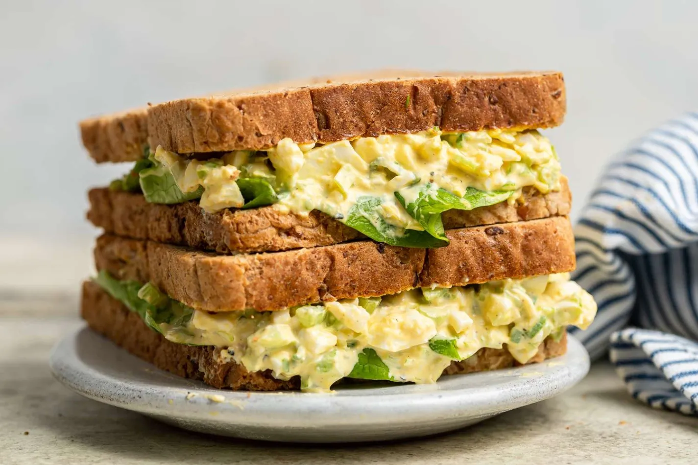 Sandwich Tuna, Egg Mayo Sandwich, Strawberry Sando, Sandwich Kornet, Chicken Sandwich, Sandwich Alpukat Telur, Peanut Butter and Jelly Sandwich, Salami Sandwich, Smoked Beef Sandwich, Sandwich Salmon