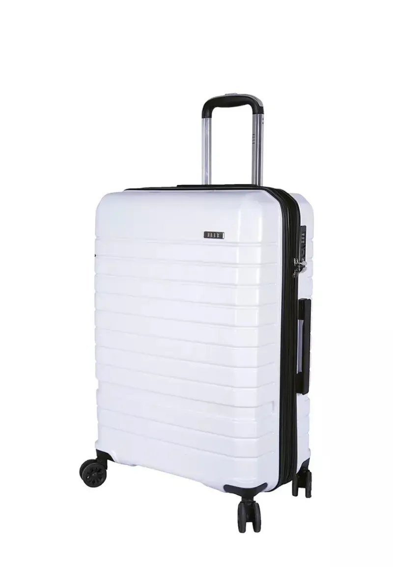 1. Samsonite, 2. American Tourister, 3. Rimowa, 4. President, 6. Delsey, 7. Lojel, 8. Kamiliant, 9. Antler, 10. Briggs & Riley, 11. Elle, 12. Airwheel, 13. Bric’s, 14. Roaming, 15. Baller