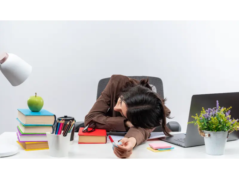 ciri-ciri burnout, Apa Itu Burnout?, Siapa Saja yang Bisa Mengalami Burnout?, Ternyata Isolasi Dapat Memperburuk Burnout, Loh!, Pentingnya Interaksi Sosial dan Memiliki Dukungan Untuk Mengatasi Burnout, Bekerja dari Coworking Space Dapat Atasi Burnout