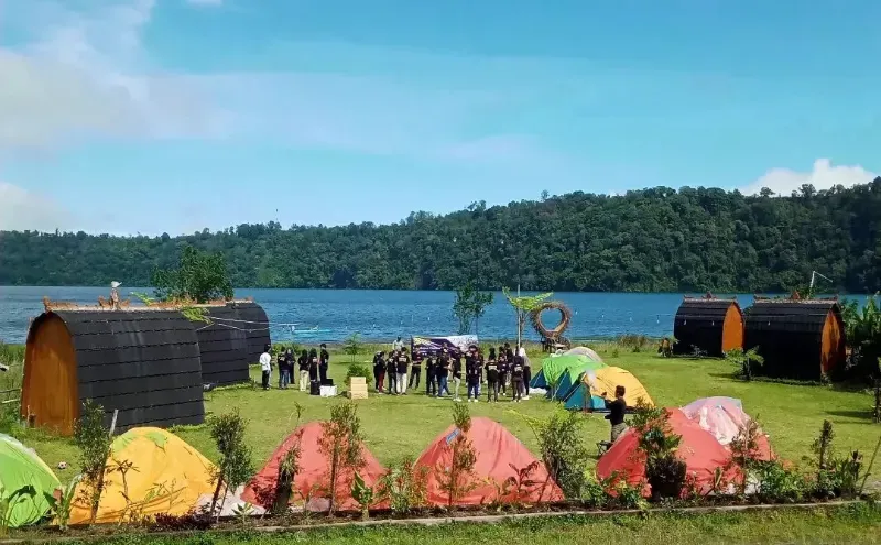 1. Danau Batur, 2. Danau Beratan, 3. Danau Buyan, 4. Danau Tamblingan