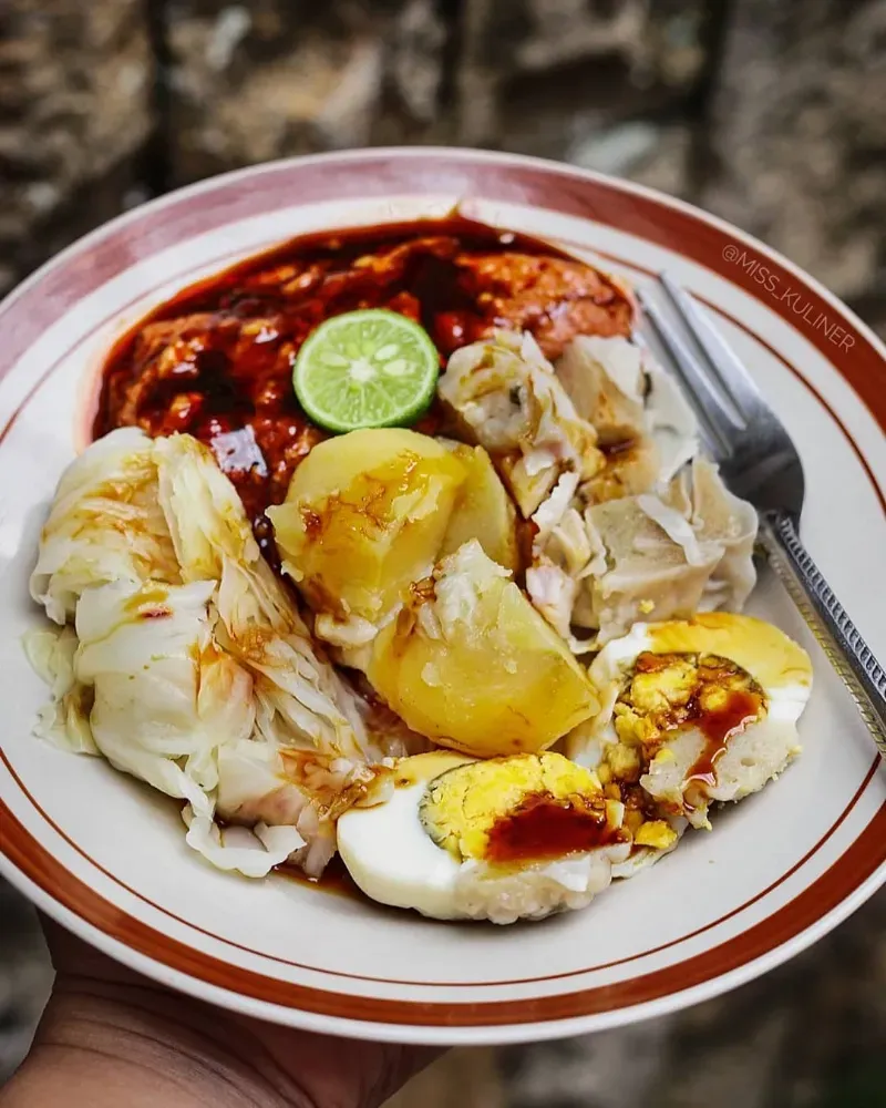 Baso Tahu Mang Ade, Siomay Tulen Situ Indah, Batagor & Siomay Kingsley, Baso Tahu Lina, Baso Tahu Shin Chan