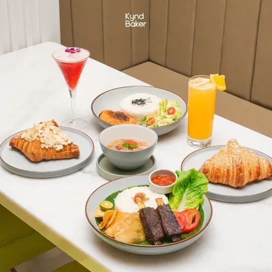 1. Le Blé Boulangerie, 2. Vilo Gelato, 3. Excelso Société, 4. Amy Coffee and Tea, 5. at Koffie Lab, 6. Dopamine Bakehouse & Cafe, 7. Hutan Hutan Hujan Bistro, 8. Andr Brews Coffee, 9. Redback Specialty Coffee, 10. Kynd Baker