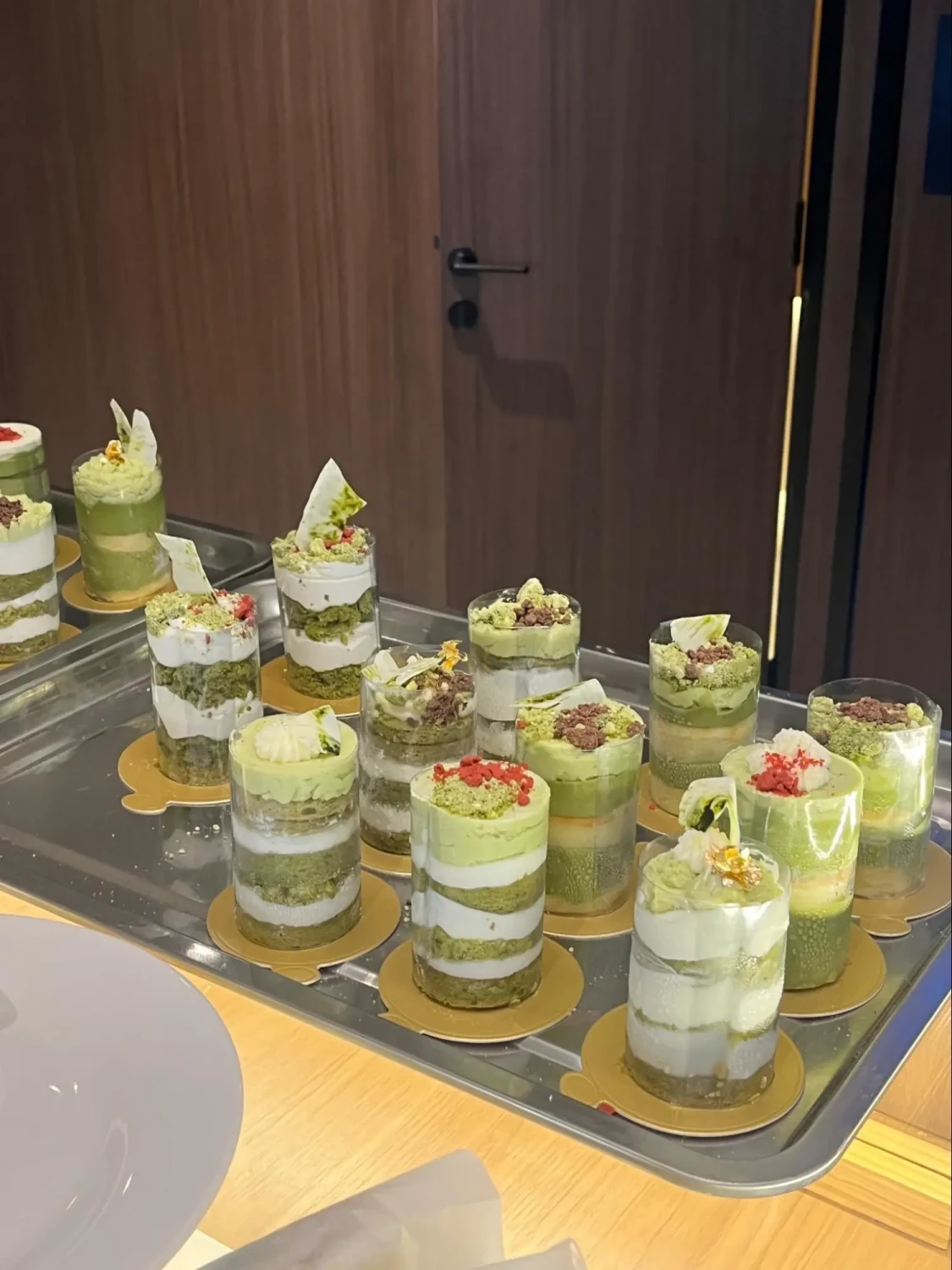 Belajar Matcha Bareng Ahlinya, Eksplorasi Teknik &amp; Demo Minuman, Hands-On Session: Kreasi Matcha ala Coveys, Menutup Sore dengan Hojicha &amp; Kebersamaan