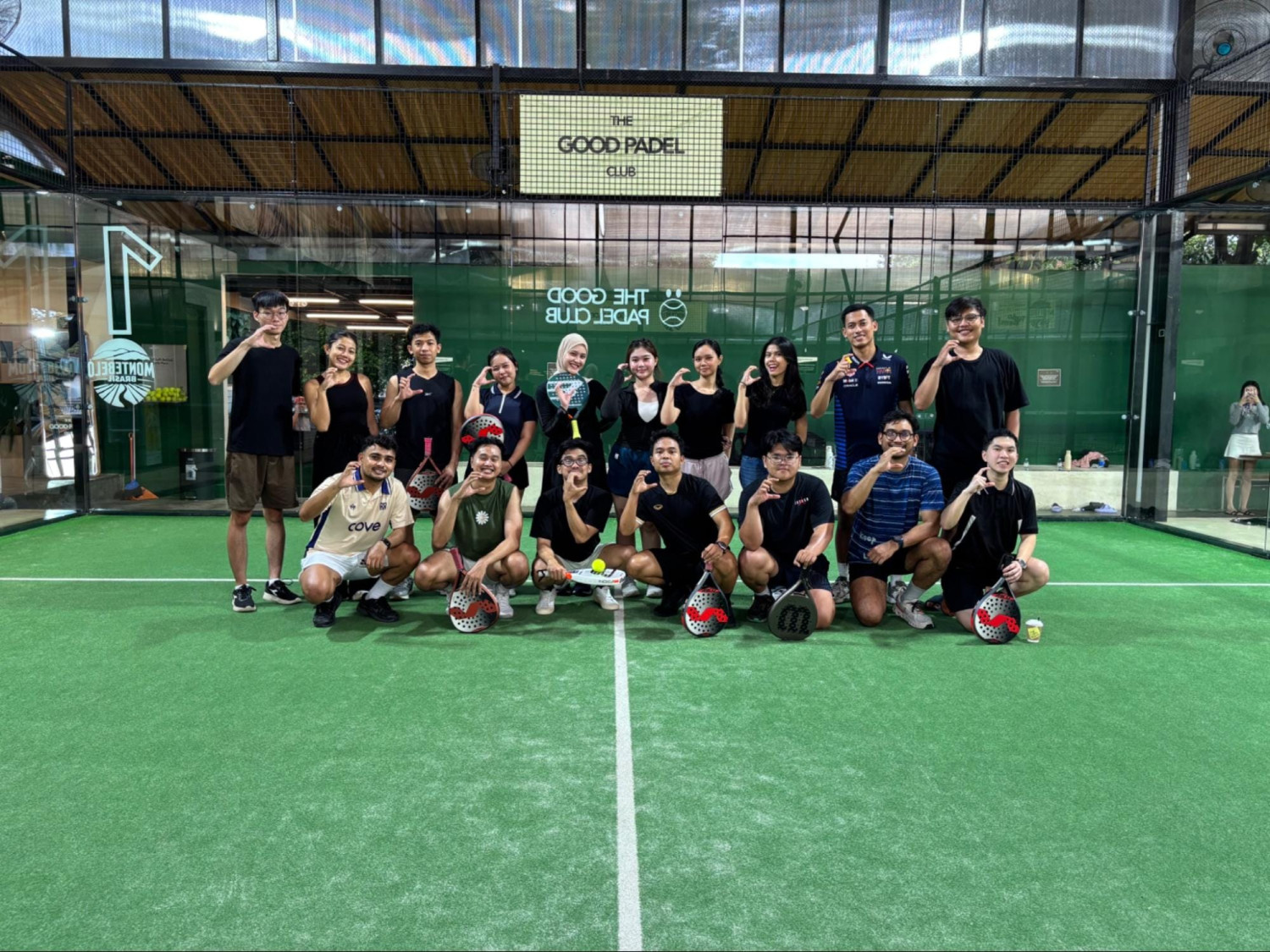 New Year Padel with Cove, Memulai Tahun dengan Gerak, Fun Rally di Dua Court, Vibes Santai &amp; Intimate, Freebies untuk Menutup Sore