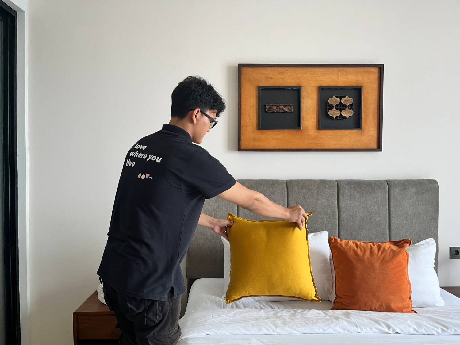 Cove: Bisnis Kost Tidak Ikut Cuan Selama Euforia Belanja Ramadan, Pemesanan dan okupansi kost melemah saat Ramadan, Ramadan picu jeda dalam pengeluaran di segmen dengan sensitivitas harga, Meski minat tetap hadir, konversi menunjukkan perlambatan, Akomodasi harian turut melihat penurunan transaksi selama Ramadan