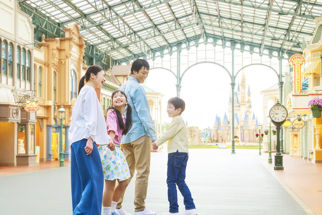 開園時間より前に入園している人たちの正体は, ハッピーエントリーは実際、何分前に入れるの？, ディズニーホテルとは, ディズニーアンバサダーホテル, 東京ディズニーシー・ホテルミラコスタ, 東京ディズニーランドホテル, 東京ディズニーセレブレーションホテル, 東京ディズニーリゾート・トイ・ストーリーホテル, 東京ディズニーシー・ファンタジースプリングスホテル
