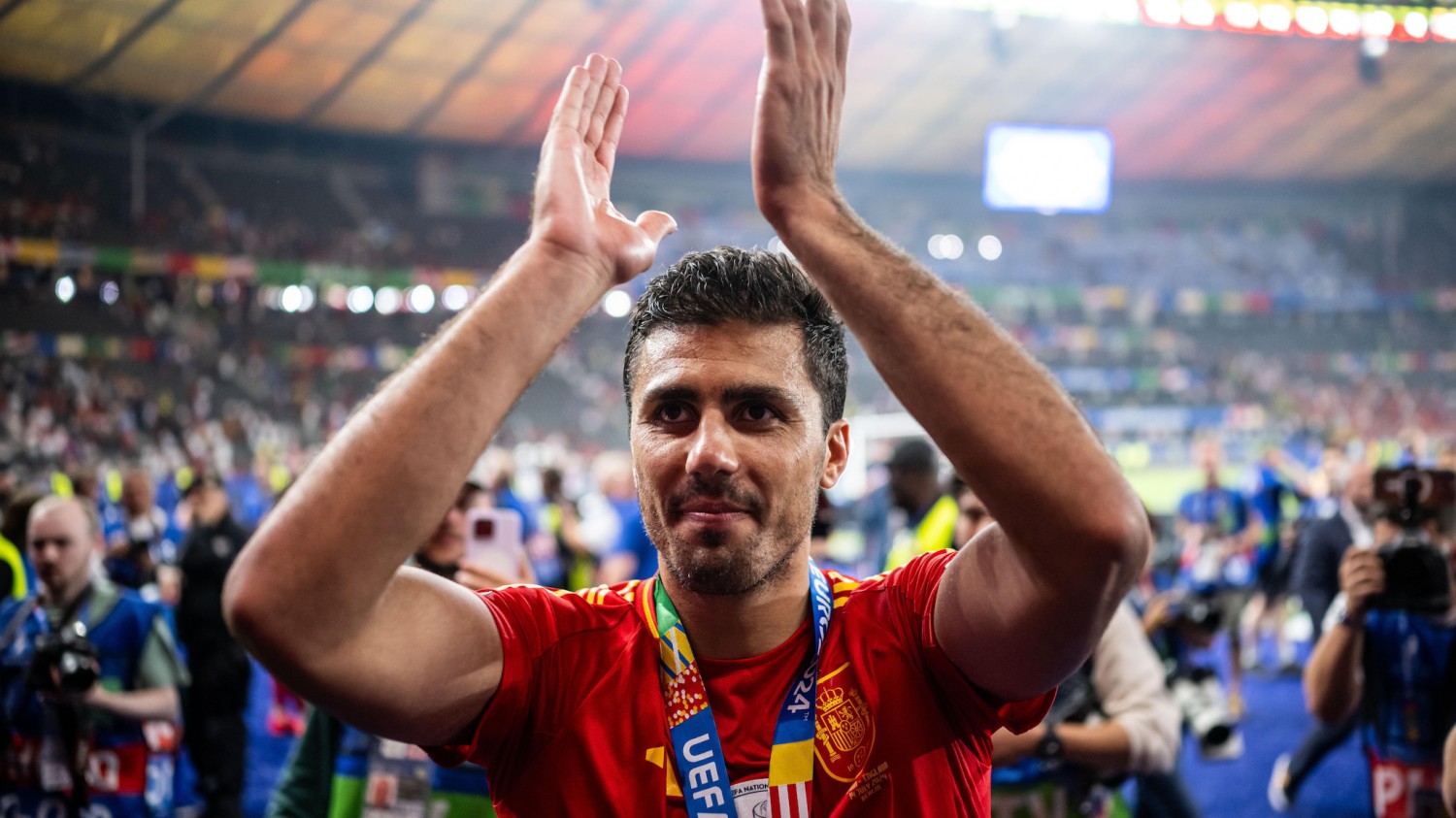 Manchester City mau perpanjang kontrak Rodri