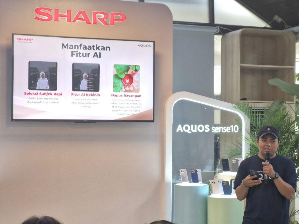 Sharp AQUOS Sense10