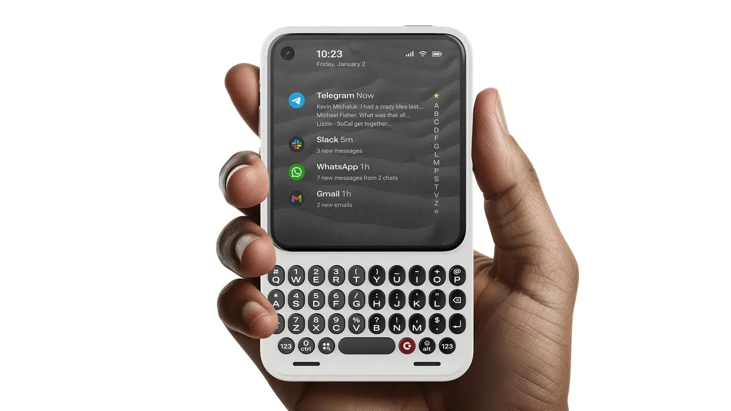 Clicks-Communicator-featured