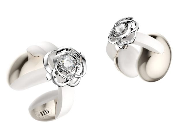 TCL CrystalClip