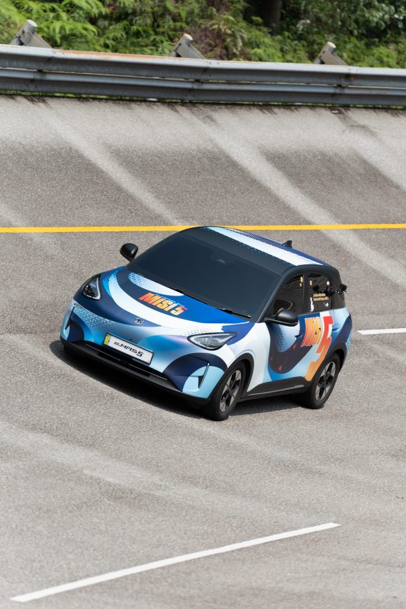 Proton-eMas-5-driving-official-Oct-2025-9