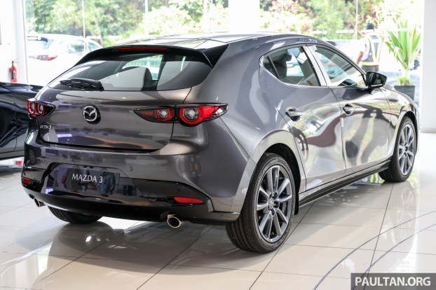 2025-Mazda-3-Liftback-Malaysia-Ext-4