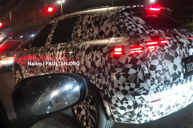 Proton-emas-7-phev-spyshot-1