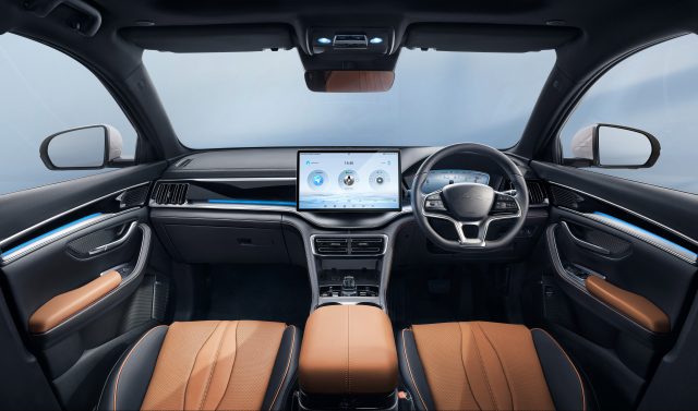 2026 BYD Sealion 6 launch Japan-2