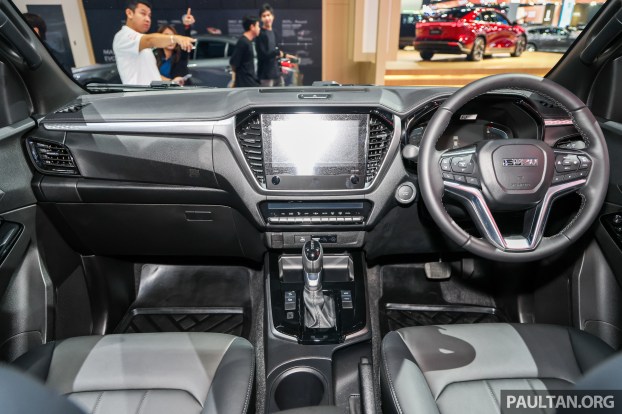 2026-BIMS-Isuzu-DMax-EV-13