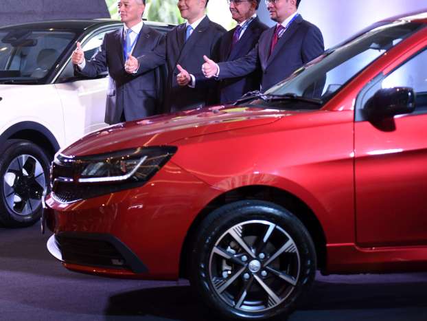 2026-Proton-Saga-MC3-reveal-ASEAN-summit-2-e1761622590471