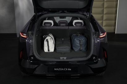 Mazda CX-6e official 77