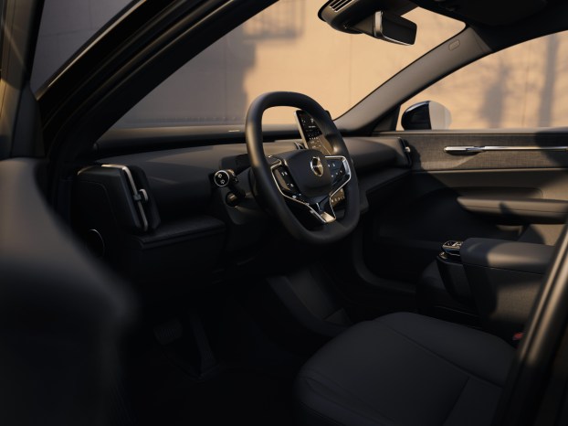 2026 Volvo EX30 update global-18