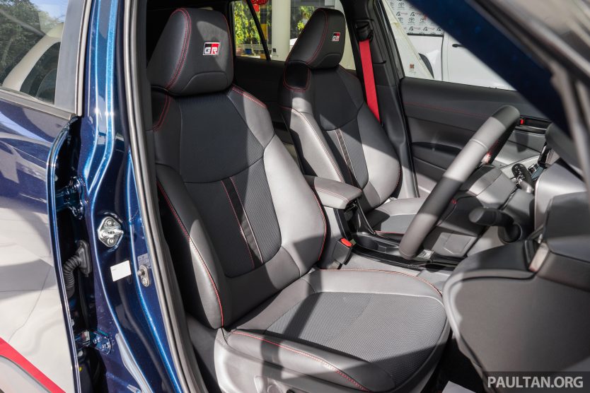 2026-Toyota-Corolla-Cross-GR-Sport-Hybrid-Malaysia-Int-37