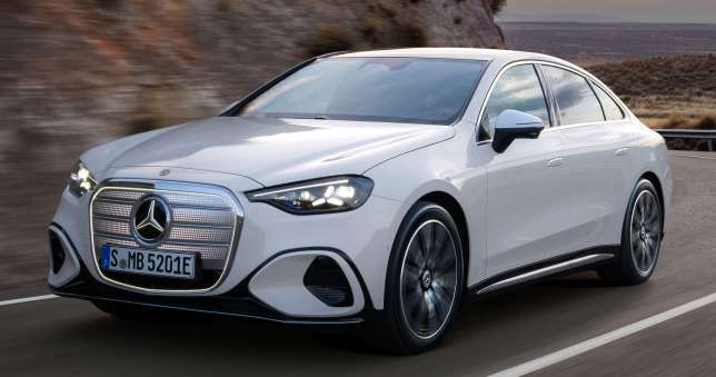 2026-Mercedes-Benz-C-Class-EV_white-001