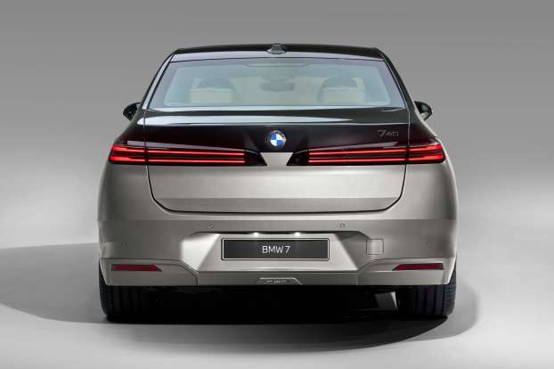 G70 BMW 7 Series LCI preview 10