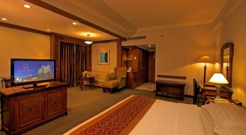 The 10 Best Hotels in Batam (With Prices)