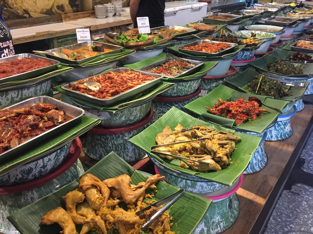 25 Tempat Buka Puasa (Bukber) Terbaik di Bandung 2025